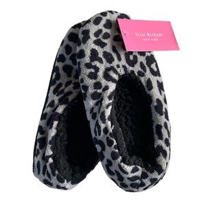 NWT Isaac Mizrahi Animal Print House Slippers Sherpa Lined